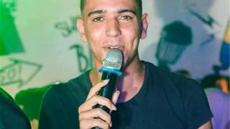 حفل غنائى بالاسكندرية للموهبة عمرو عادل