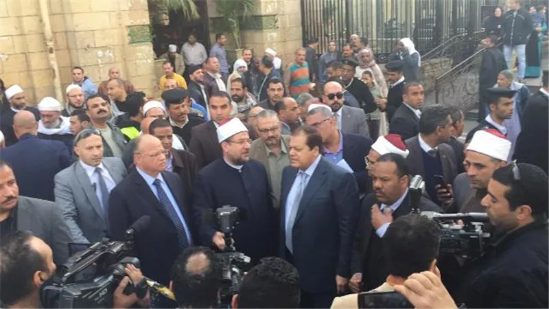 أبو العينين: تطوير 200 مسجد وإجراء 100 عملية زرع قرنية لغير القادرين