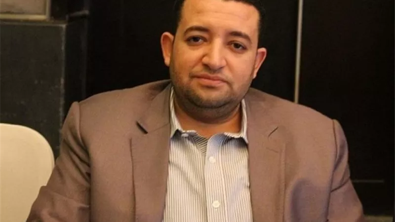 عبدالقادر يتهم وزارة البترول بإهدار المليارات فى هضبة أبوطرطور