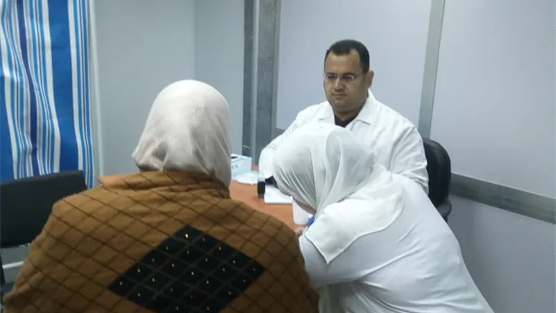 توقيع الكشف على 100 سيدة بمستشفي فاقوس