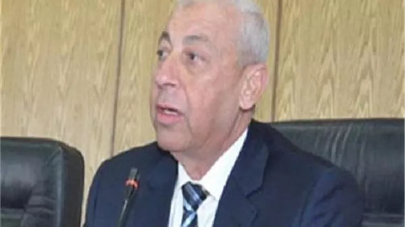 محافظ أسوان: تم التعامل مع 17 حالة من كبار السن والأطفال بلا مأوى