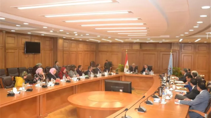 تدريب الطلاب علي إقامة المشروعات الصغيرة
