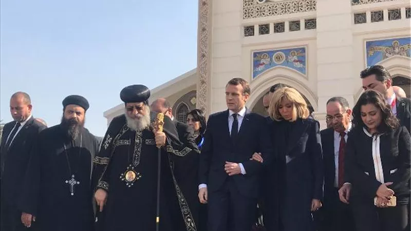 ماكرون يشيد بجهود الحكومة المصرية لحماية الأقباط