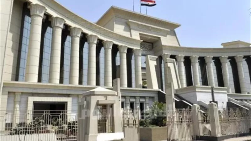 معرض الكتاب يحتفل باليوبيل الذهبي للقضاء الدستوري