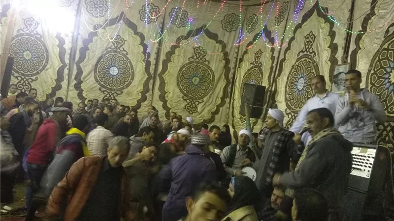 المنشدان عادل ومحمد العسكرى يشعلان ساحة أبى القاسم فى الليلة الختامية