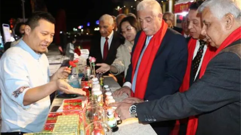 فوده يطلق اشارة بدء عيد الربيع الصيني