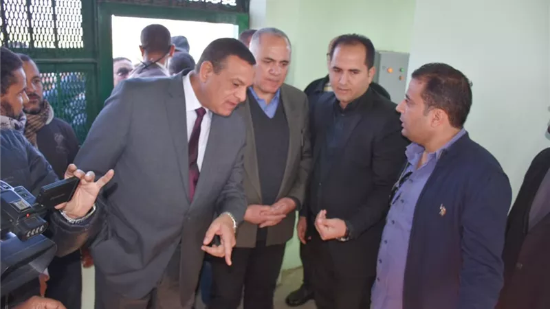 بالصور .. وزير الري ومحافظ البحيرة يفتتحان المشروع الإرشادي لاستخدام الطاقة الشمسية