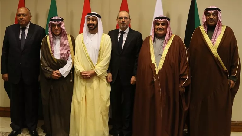 وزراء خارجية الدول الست ومن بينهم مصر يختتمون لقاءهم التشاوري بالبحر الميت