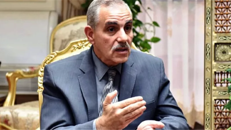 جهود لمتابعة سير العمل بالوحدات الصحية وإغلاق وإنذار 14 منشأة