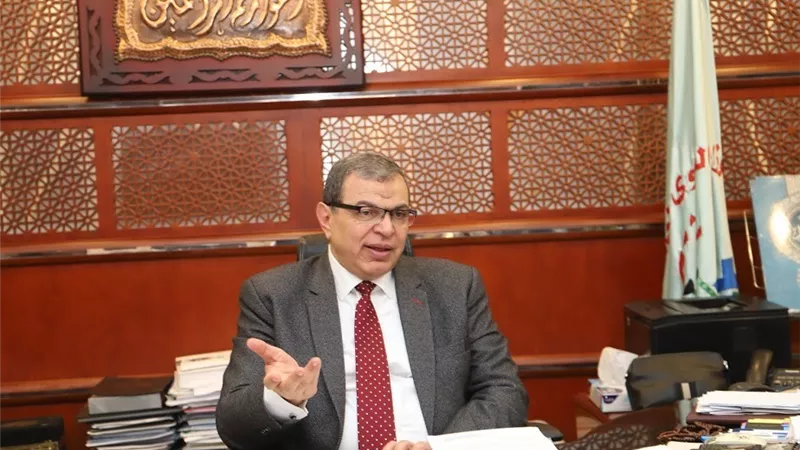القوى العاملة : تحصيل 8 ملايين جنيه مستحقات مصريين بالرياض