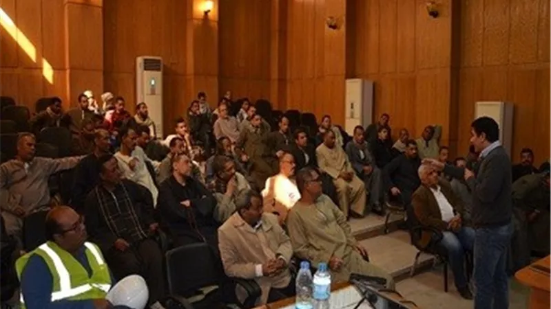 مهارات التعامل مع السائح فى لقاء مع العاملين بإسنا جنوب الأقصر