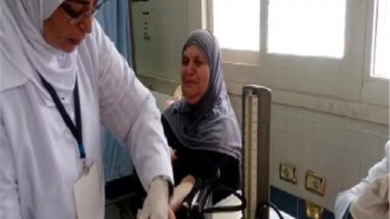 1500 حالة كشف في اليوم الاول لقافلة الازهر الطبيه بالواحات