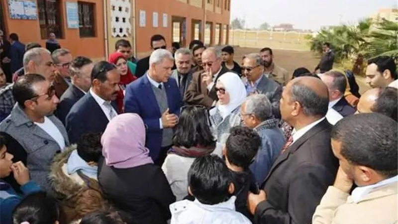 محافظ المنوفية: تنفيذ الحكم القضائي بعودة المدرسة الرسمية للغات للمنطقة الـ5 بالسادات
