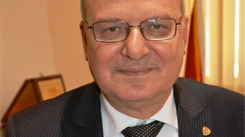 عبد البارى يلتقي وفد جامعة الزقازيق في اسبوع شباب الجامعات الـ12