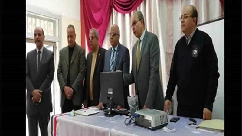 ورش عمل لإعداد كوادر لمهام مدير مدرسة ببورسعيد