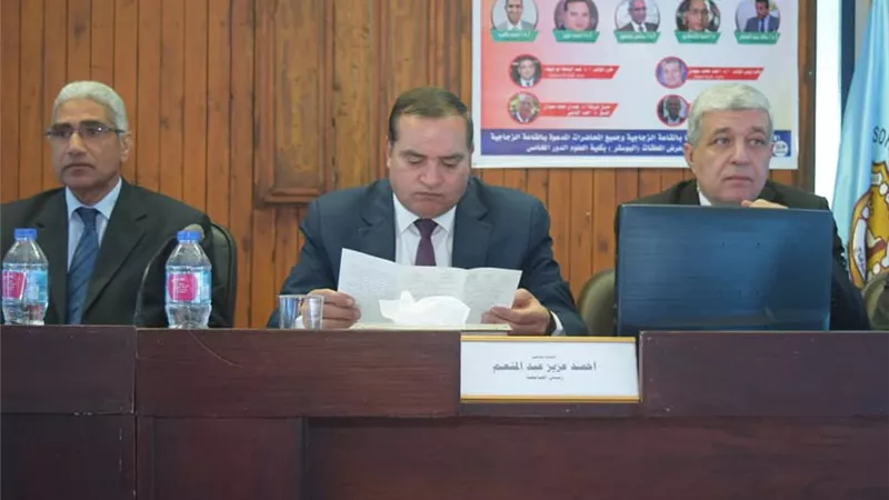 افتتاح فعاليات مؤتمر شباب علماء الأرض بعلوم سوهاج