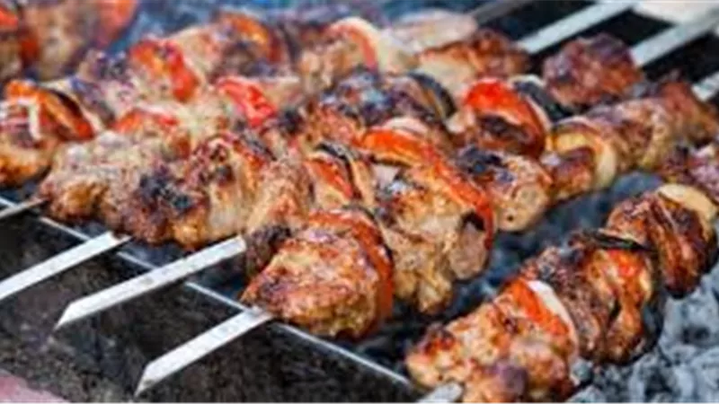 5 أطعمة تسبب سرطان الرئة .. احذريها