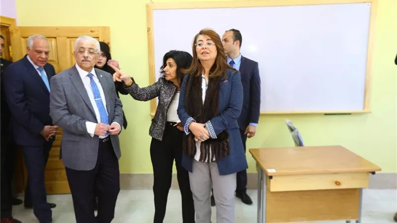 والي تشيد بأعمال تطوير مدرسة العروبة وتصفها بالإنجاز