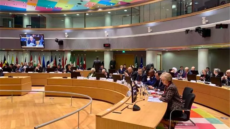 وزير الخارجية يؤكد أهمية البناء على المصالح المشتركة والمُتبادلة بين الجانبين العربى والاوروبى