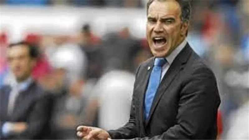لاسارتى يقرر تغيير الجهاز الطبى بالاهلى