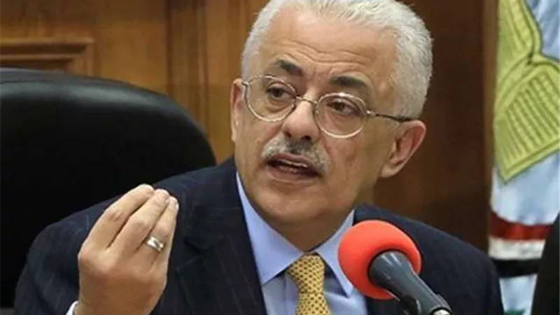 طارق شوقي: بعض الامتحانات لا ترضيني..وأعتذر للطلاب