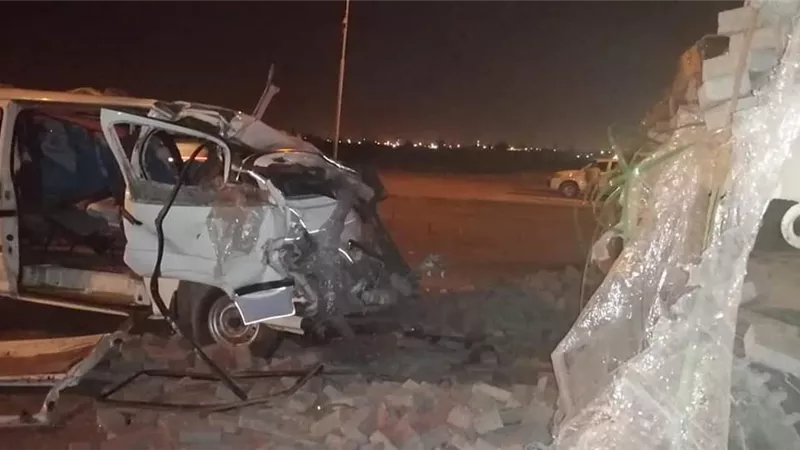 مصرع 3 أشخاص و إصابة 8 فى حادث مروع بالعاشر من رمضان
