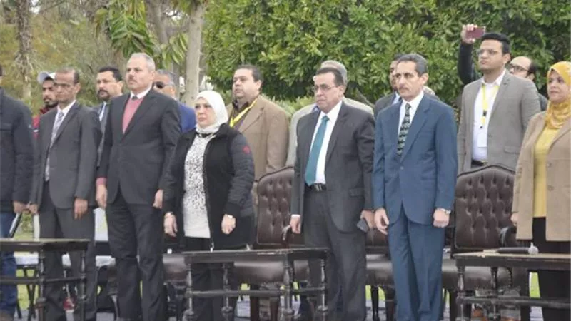 انطلاق ملتقى طلاب من اجل مصر في جامعة قناة السويس..صور
