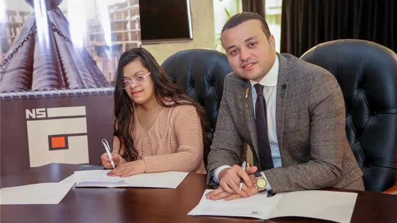 الجارحى يعلن رعاية الموهبة الفنية مريم وجيه.. صور