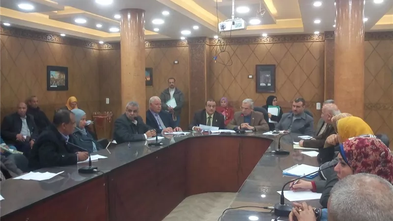 عجلان يطالب بتفعيل خطة الأنشطة بالمدارس مع أول يوم دراسي
