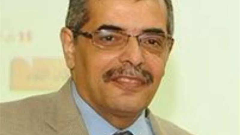 عبد الغفار يوافق على إنشاء كلية الصيدلة بجامعة بنها