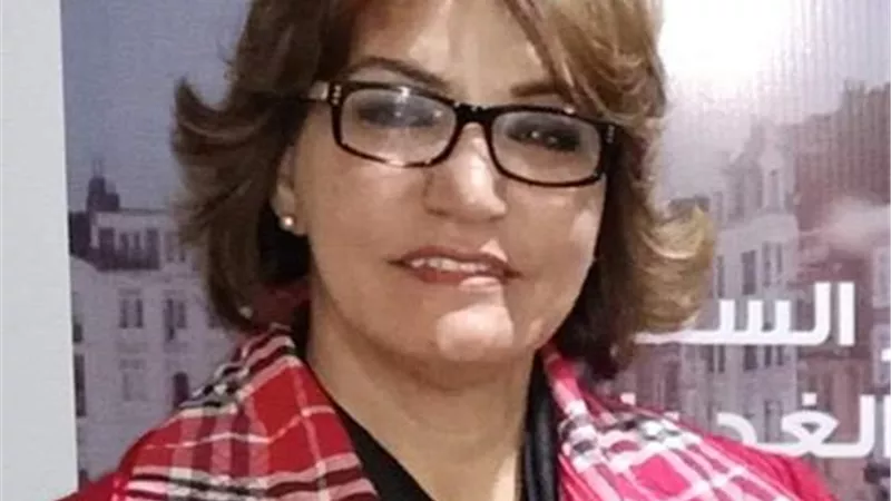 وفاء مؤمن مستشار الاستثمار بالمصرية الدولية فى لجنة تحكيم الملتقى الدولى لفنون ذوى القدرات الخاصة