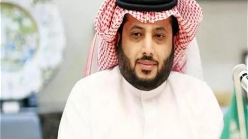 تركى أل شيخ يكشف عن موعد زيارته للزمالك