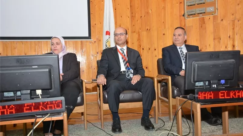 انطلاق فعاليات اليوم العلمي السادس لقسم الأمراض الباطنة بجامعة أسيوط