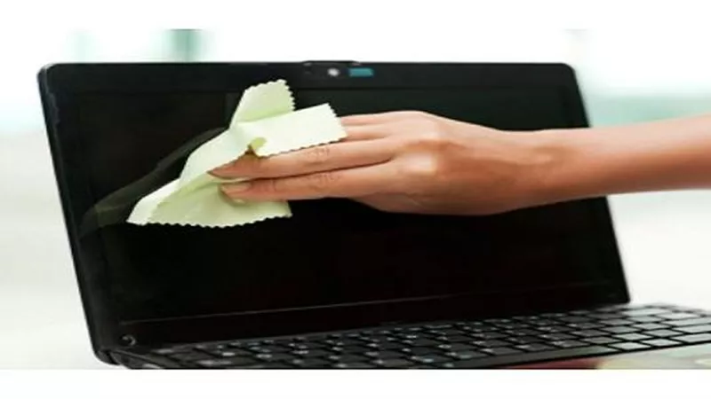اسهل طريقة لتنظيف اللاب توب