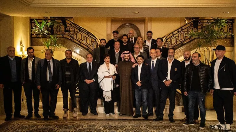 بالصور.. تركي آل الشيخ يتعاقد مع حماقي والهضبة وفنانين مصريين لأعمال فنية بالسعودية