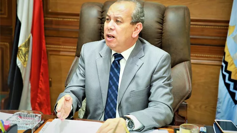 تحرير ٩ محاضر للمحلات والمخابز المخالفة بمركز ومدينة قلين