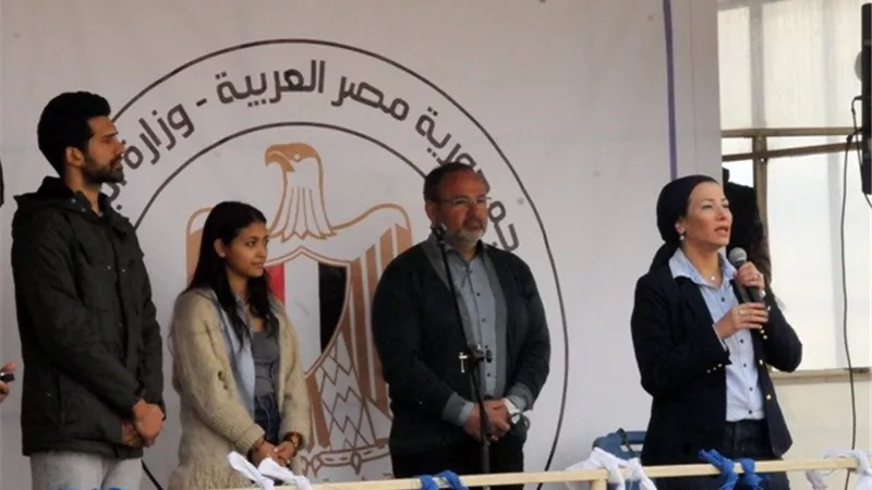 وزيرة البيئة تطلق حملة 
