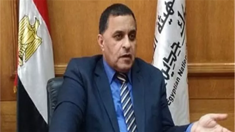 رئيس السكة الحديد يشدد على سرعة الانتهاء من تطوير المحطات