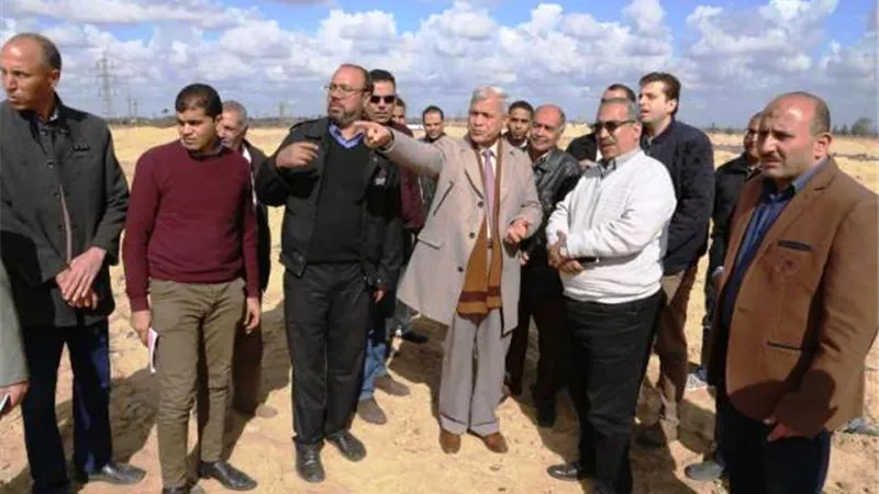 محافظ المنوفية يوجه الإلتزام بالإشتراطات البيئية الآمنة فى المدفن الصحى بكفر داوود