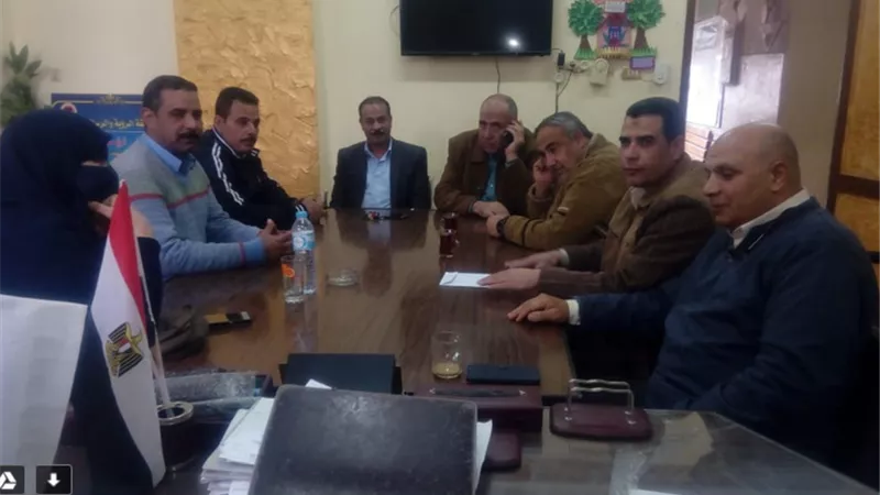 مدير تعليم الخانكة يلتقي مجلس الأمناء غدا