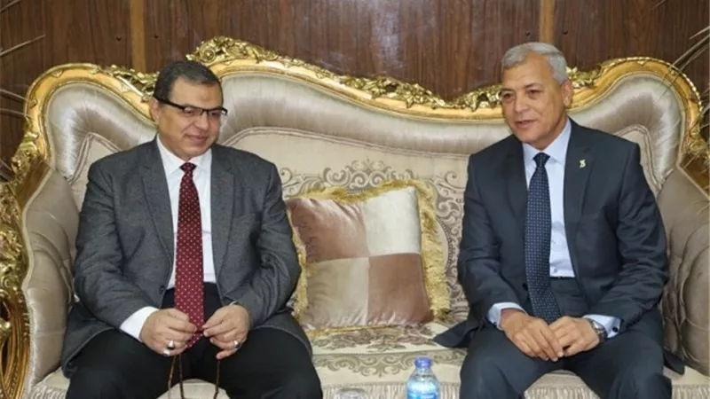 محافظ المنوفية يستقبل وزير القوي العاملة بالديوان العام