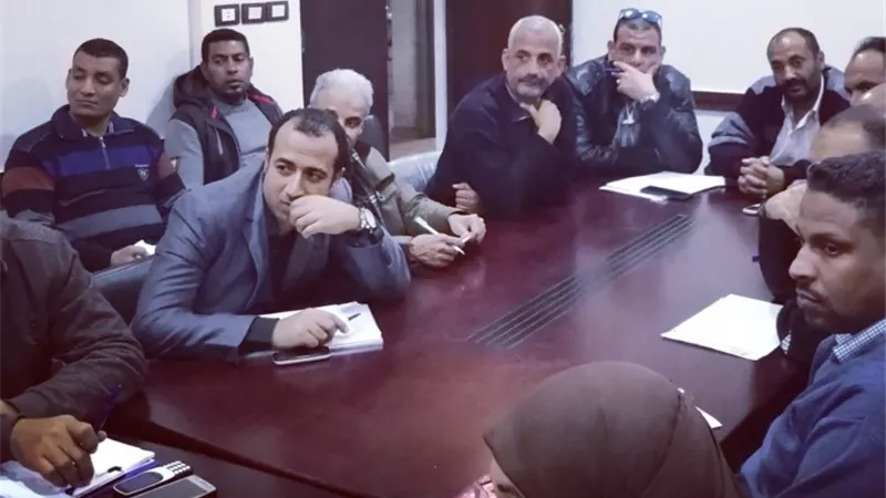 التحصيل وحسن معاملة الجمهور فى إجتماع كهرباء الأقصر