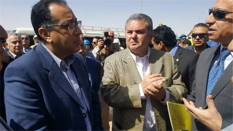 رئيس الوزراء يشيد بالانجازات العملاقة بمشروع كيما 2