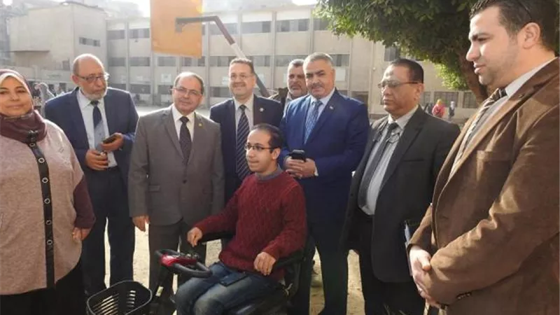 شاهين والحفناوى وعلوان يتفقدون حملة مكافحة فيروس سي لطلاب الثانوى بالمنوفية.. صور
