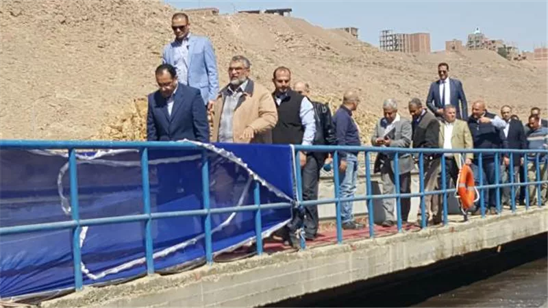 مدبولي يطمئن على كفاءة تشغيل محطة المعالجة الثلاثية للصرف الصحي بكيما بأسوان
