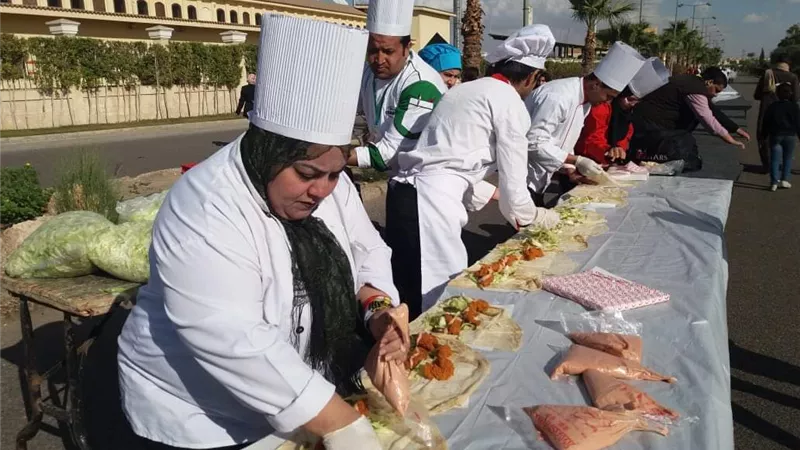 افتتاح اطول ساندوتش بالعالم بدريم لاند ..طوله ١٢٥٠ مترا
