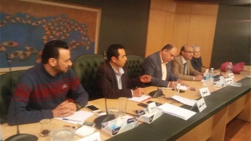 في اليوم الأول لانتخابات 
