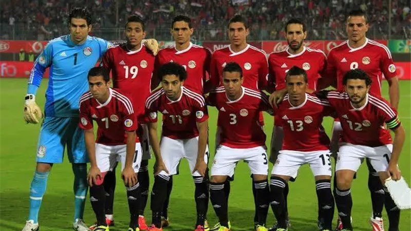 7 لاعبين بقطر فى طريقهم للمنتخب الوطنى