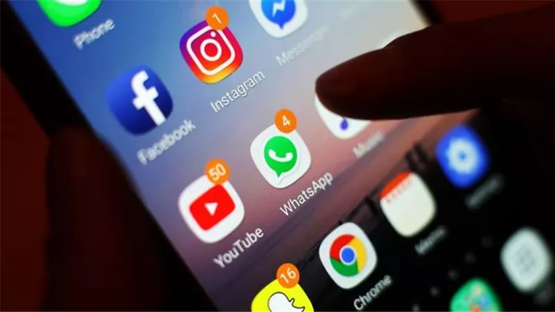 خسائر 64 مليون دولار باسم الحب عبر مواقع التواصل