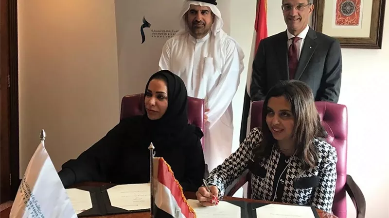 وزير الاتصالات يشهد تعاون بين ايتيدا ومؤسسة آل مكتوم للمعرفة.. صور